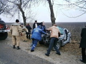 В аварії з лобовим зіткненням на Ужгородщині загинув водій