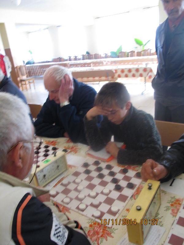 63 спортсмени із різних куточків Закарпаття взяли участь у шашковому турнірі на Тячівщині (ФОТО)