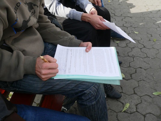 За проведення дострокових виборів в обласному центрі Закарпаття зібрано 1300 підписів