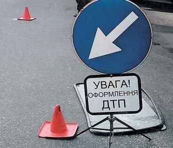 У Мукачеві розшукують водія, що наїхав на пішохода і втік