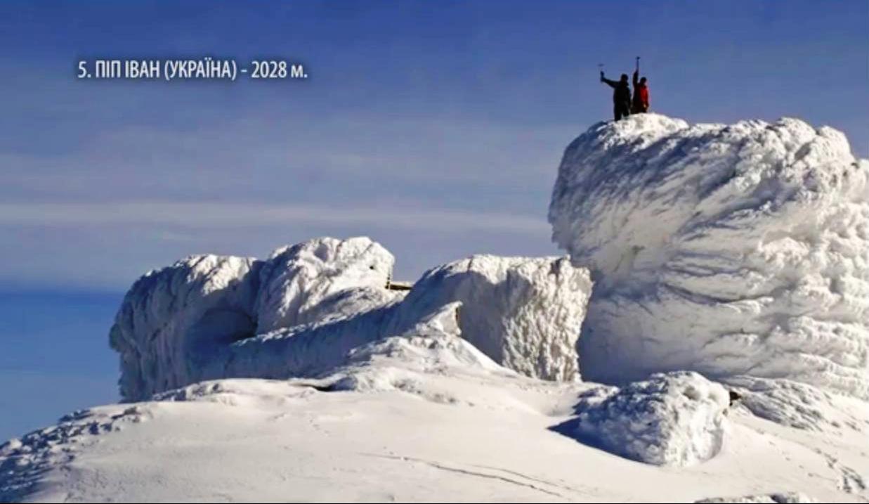 Закарпатцям пропонують побачити свої гори та замки на відео з висоти польоту (ВІДЕО)