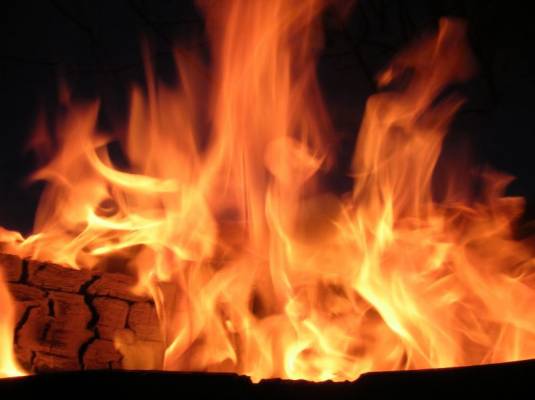 Пожежа в надвірній споруді на Хустщині наробила біди на 50 тис грн