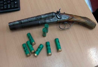 На Іршавщині чоловік намагався продати обріз рушниці, "знайдений у лісі"