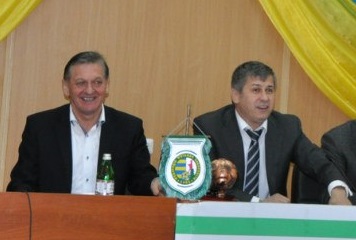 Функціонери Партії регіонів взяли під контроль закарпатський футбол (ФОТО)