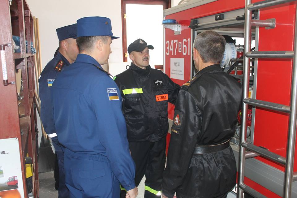 Закарпатські рятувальники вивчали досвід польських колег (ФОТО)