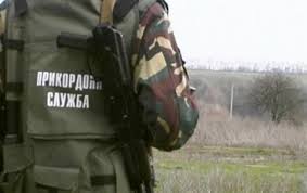 Прикордонники Мукачівського загону на трьох перевалах затримали 25 нелегалів та вилучили 2 одиниці зброї