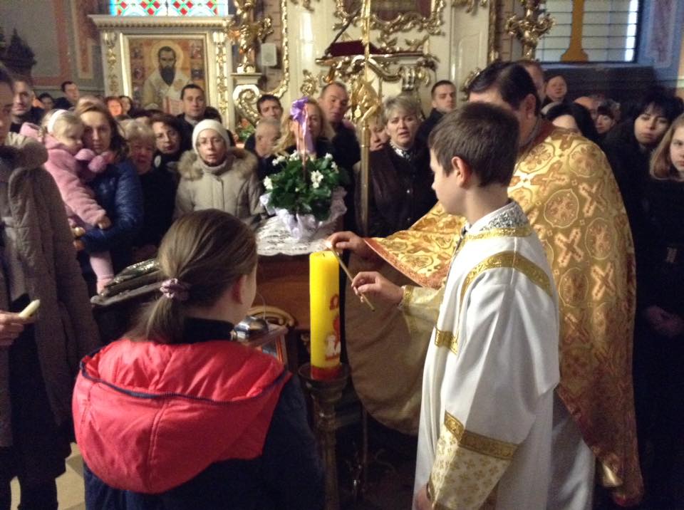 Вифлеємський Вогонь у Кафедральному соборі в Ужгороді горітиме до Різдва (ФОТО)