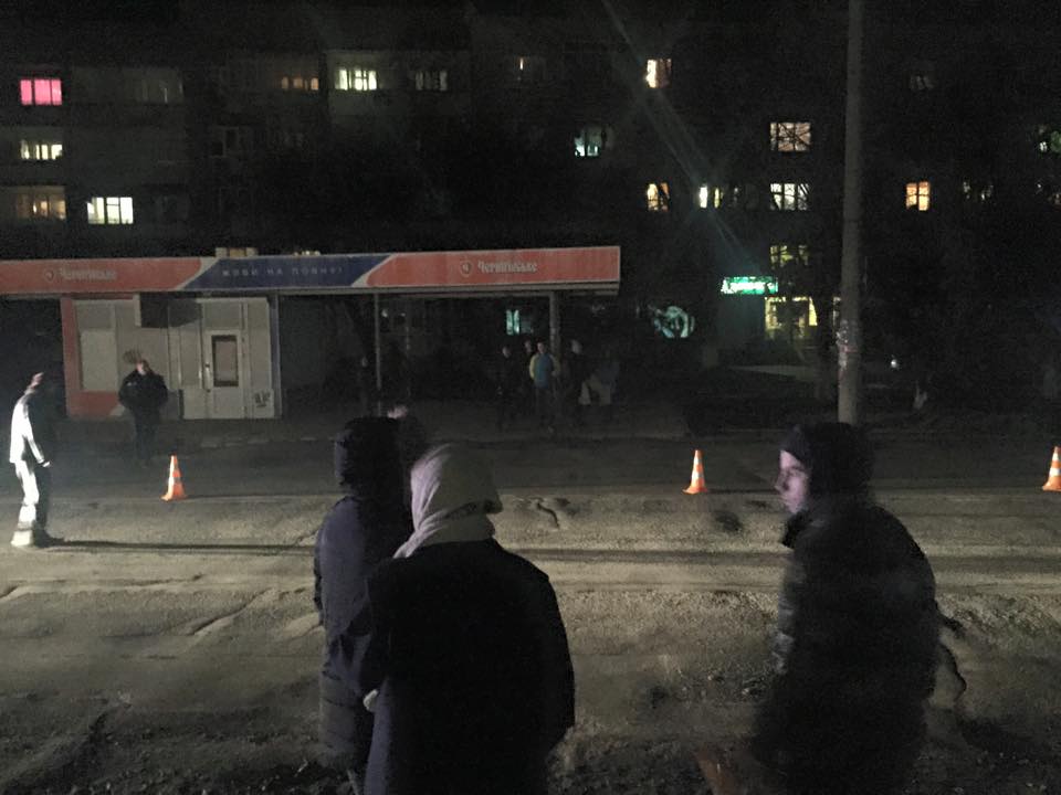 Чоловік, якого збило авто на пішохідному переході в Ужгороді, перебуває у лікарні, свідків ДТП просять відгукнутись (ОФІЦІЙНО)