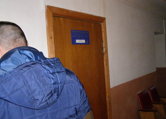 На Рахівщині затримали 2-х осіб, що намагалися дати хабар міліціонеру