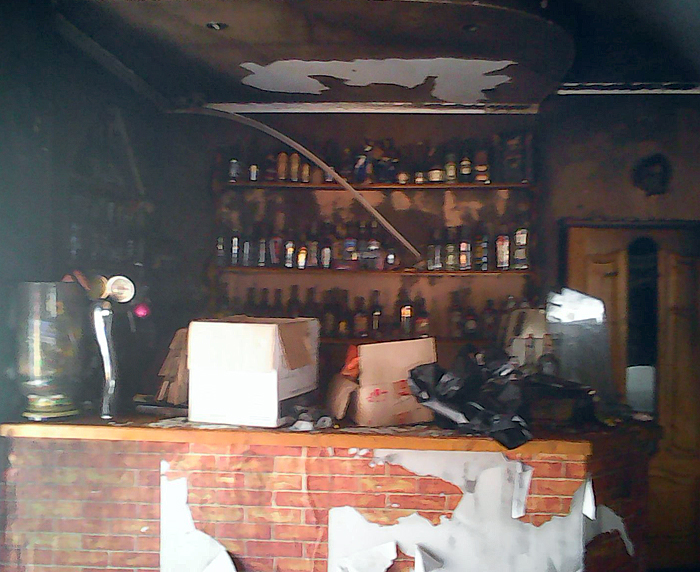 Пожежею у кафе на Міжгірщині знищено обладнання кухні та меблі торгового залу (ФОТО) (ОНОВЛЕНО)