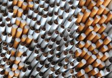 Закарпатець намагався потрапити в Угорщину зі схованими під декоративною обшивкою авта сигаретами
