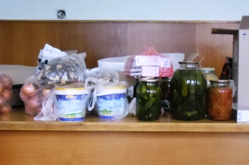 Мешканці Воловеччини зібрали домашні продукти та закупили теплі речі й бензопилу для воїнів АТО (ФОТО)
