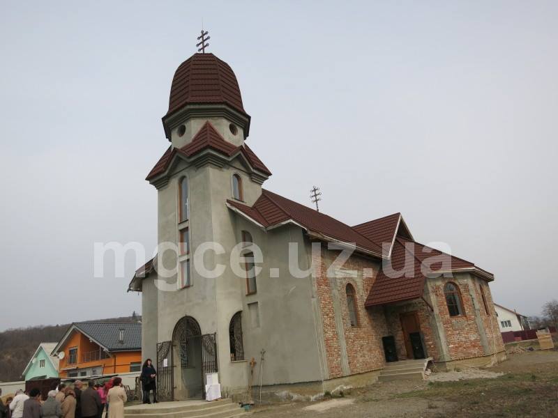 В Оноківцях на Ужгородщині освятили новий греко-католицький храм (ФОТО)