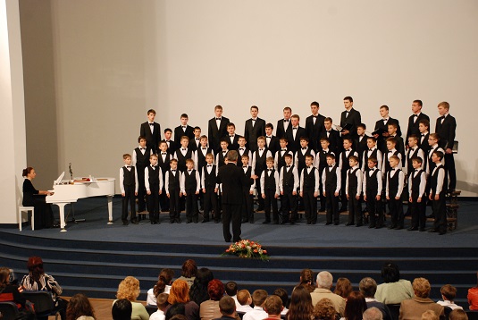 У Мукачеві відбудеться благодійний концерт "За мир в Україні" Хору хлопчиків та юнаків