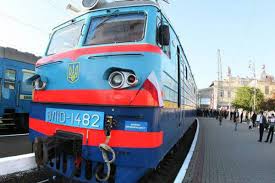 На вихідних курсуватиме додатковий поїзд Київ-Ужгород