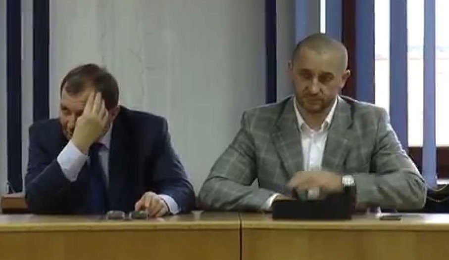 Мер Ужгорода Погорелов винесе голосування по звільненню свого першого заступника Волошина на наступне засідання сесії міськради