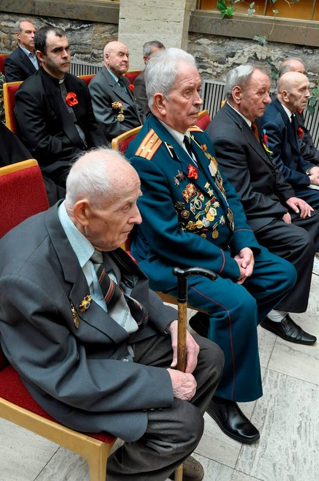 В Ужгороді відбулися урочистості з нагоди відзначення в області Дня пам’яті (ФОТО, ВІДЕО)