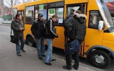 Питання щодо підвищення тарифів на проїзд у "маршрутках" Ужгорода знято з розгляду виконкому