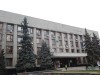 Сесію міськради в Ужгороді не можуть розпочати: у залі менше половини депутатів, кворуму немає