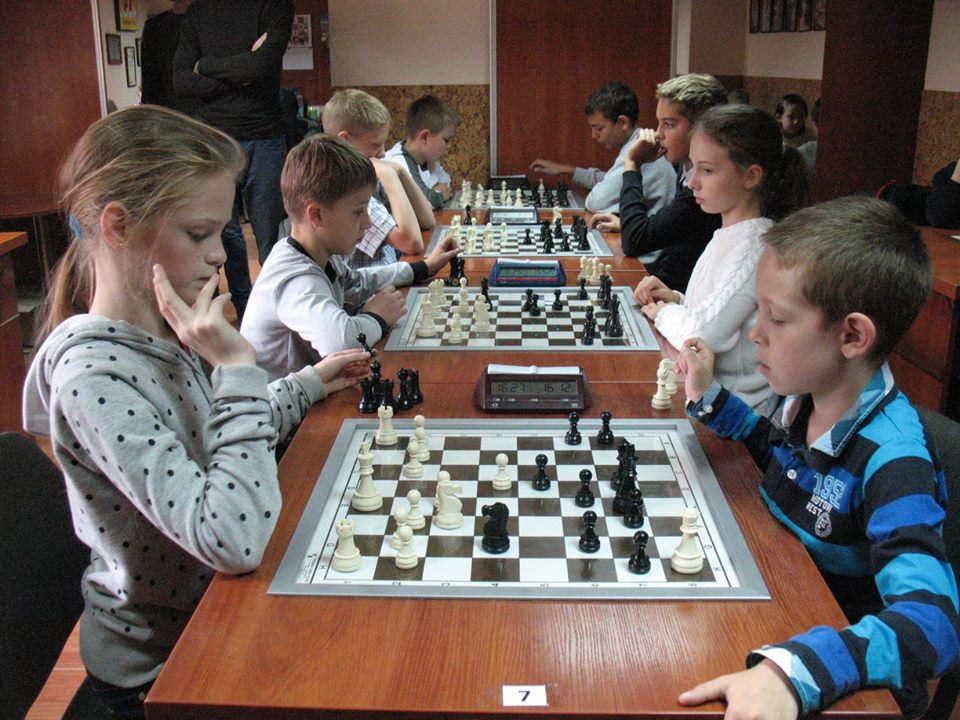 У чемпіонаті Закарпаття з шахів у віці до 14 років переміг берегівець (ФОТО) 