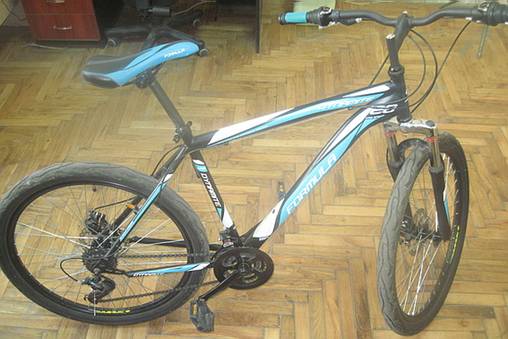 У Мукачеві чоловік у подарунок доньці вкрав велосипед (ФОТО)