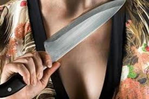 Жінку, яка на на Мукачівщині на свята зарізала чоловіка кухонним ножем, взято під домашній арешт