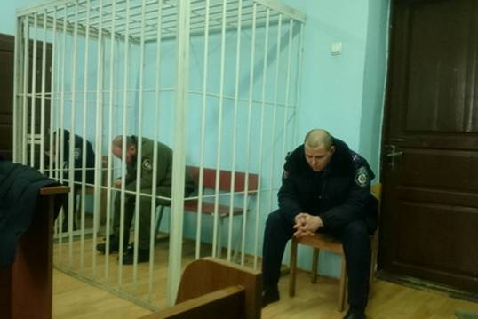 "Правосекторівців" в Ужгороді взяли під варту з огляду на обвинувачення в "тяжких насильницьких злочинних діяннях" – міліція