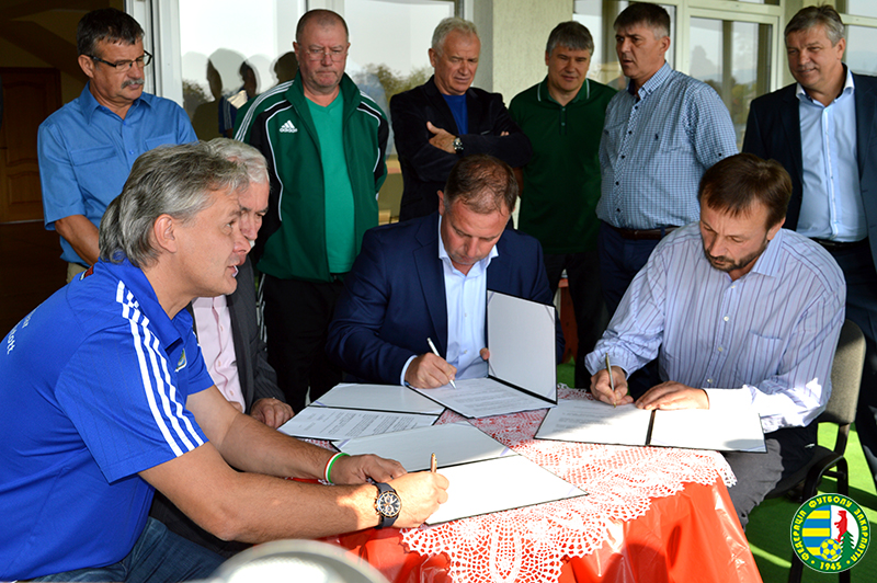 У Мукачеві за сприяння Угорщини планують відкрити футбольну академію "Мункач" (ФОТО)