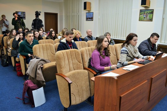 Підсумки моніторингу захисту прав військових презентували в Ужгороді (ФОТО)