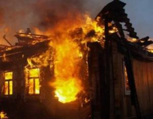 На Мукачівщині в пожежі згорів дачний будинок, а на Тячівщині та Виноградівщині палали надвірні споруди
