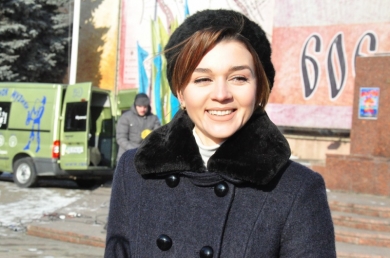 Депутатка Чернівецької облради з румунським громадянством вивезла свій "лівий" "Мерседес" через Закарпатську митницю (ДОКУМЕНТ)