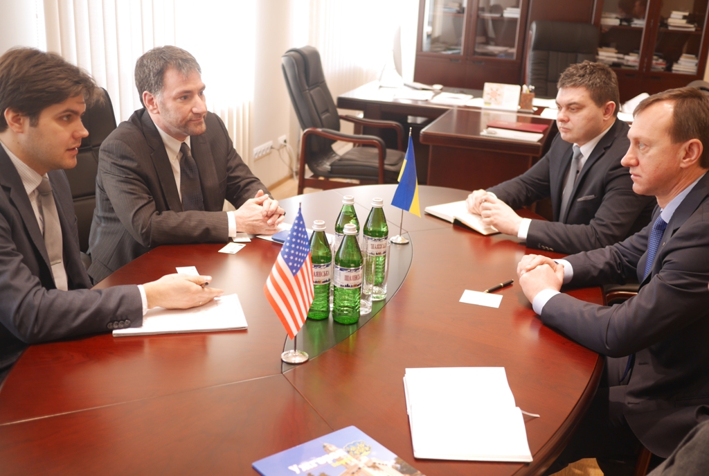 В Ужгород навідався представник Посольства США в Україні