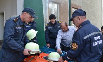 Гуманітарну допомогу з Німеччини отримали тячівські рятувальники (ФОТО)