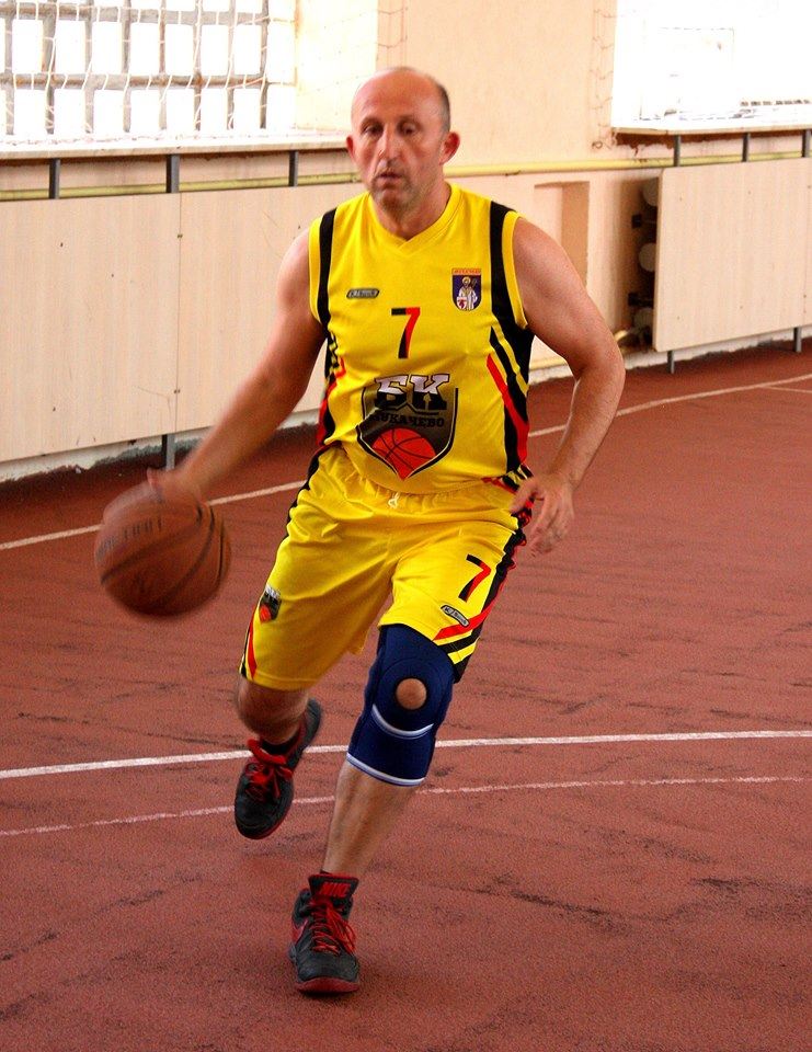 У Мукачеві 8 команд змагалися на чемпіонаті міста з баскетболу (ФОТО)
