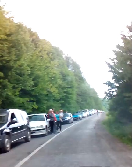 На українсько-словацькому кордоні велетенська черга авто на "пересічку"