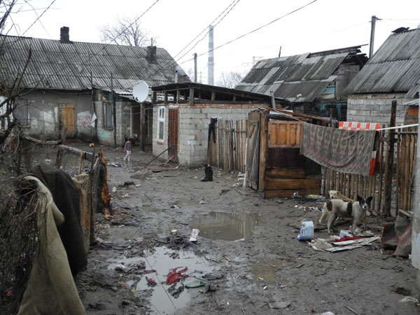 Мешканці Радванки, стихійного поселення в Ужгороді, роками живуть без реєстрації