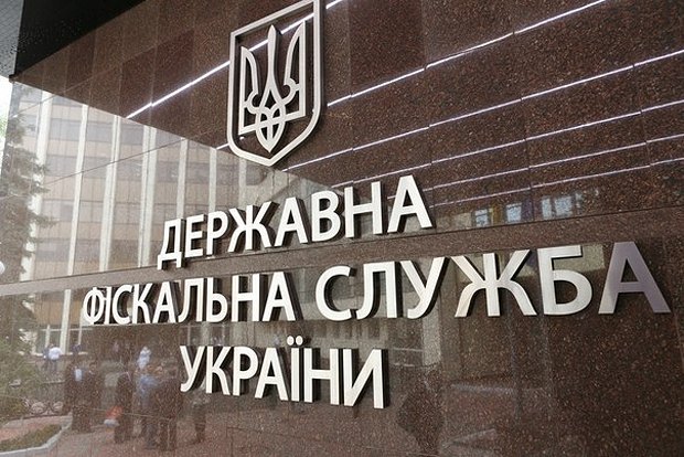 Внутрішня безпека ДФС викрила на митному посту "Ужгород" на корупції власного співробітника