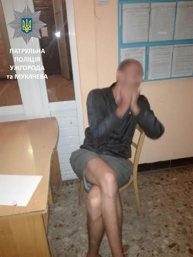 У Мукачеві на вокзалі двоє невідомих побили чоловіка