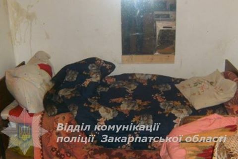 На Ужгородщині п'яний ревнивець на смерть забив жінку 