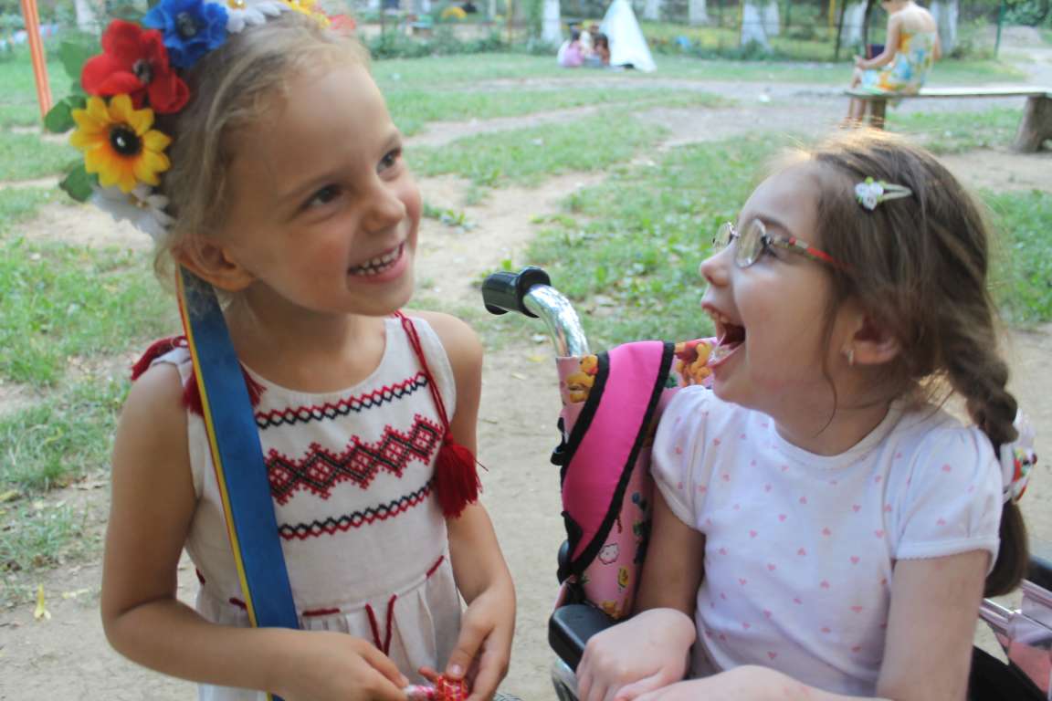 В Ужгороді мама особливої дитини долучає людей до боротьби з дискримінацією (ФОТО)