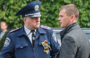 В Ужгороді за підозрою у водінні авто у нетверезому стані поліцейські затримали екс-начальника міської ДАІ Співака