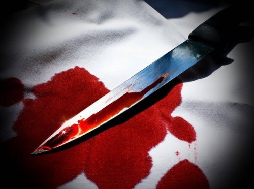 На Тячівщині 30-річний самогубець вдарив себе кілька разів ножем у груди в монастирі