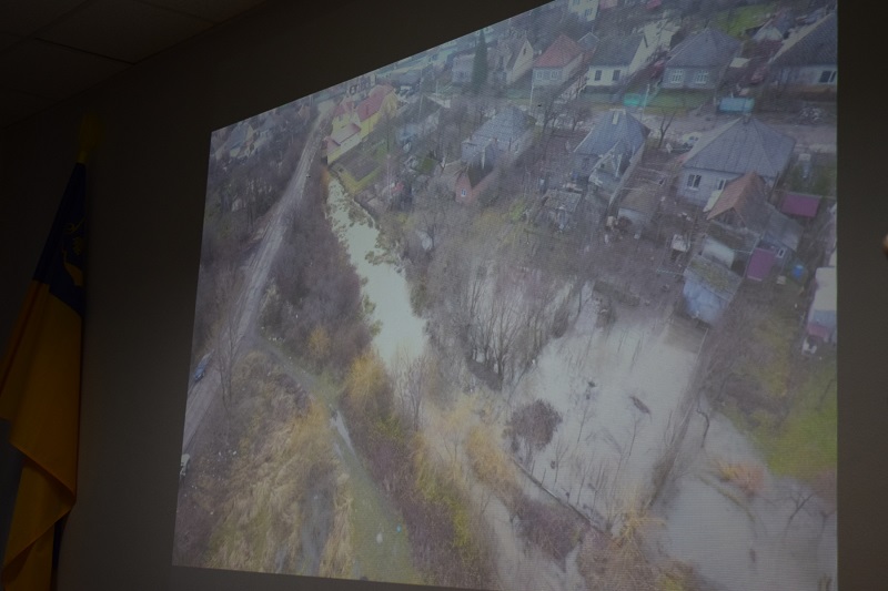 В Ужгороді обговорили проблему комплексного захисту від підтоплення поверхневими водами окремих мікрорайонів міста