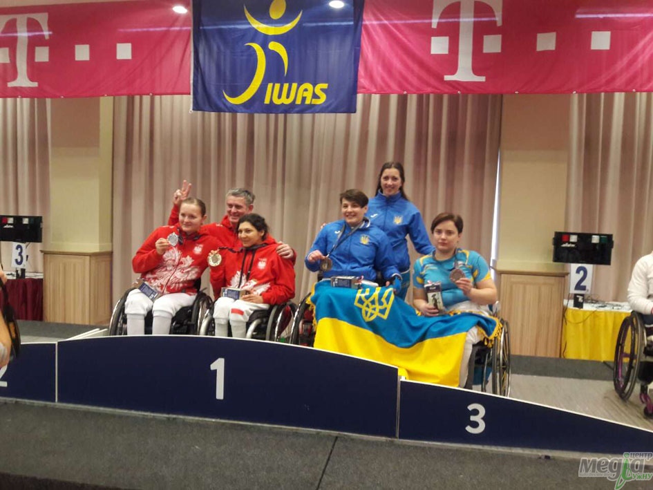 "Срібними" переможцями повернулися закарпатські фехтувальники на візках із Кубка світу в Угорщині (ФОТО)