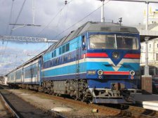 До Великодня "Укрзалізниця" призначила на Закарпаття додаткові потяги (ВІДЕО)