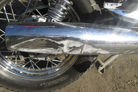 У Буштині на Тячівщині Mercedes-Benz зіткнувся з мотоциклом, мотоцикліст із численними травмами – у лікарні (ФОТО)