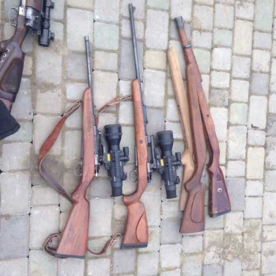 У жителя Галоча на Ужгородщині вилучили великий арсенал зброї (ФОТО)