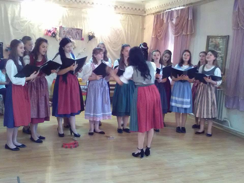 Святковим концертом у Мукчаеві відзначили 25-річчя діяльності благодійної організації "Україна-Пфальц"(ФОТО)