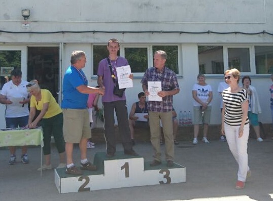Закарпатські спортсмени-інваліди перемогли на міжнародному турнірі в Словаччині (ФОТО)