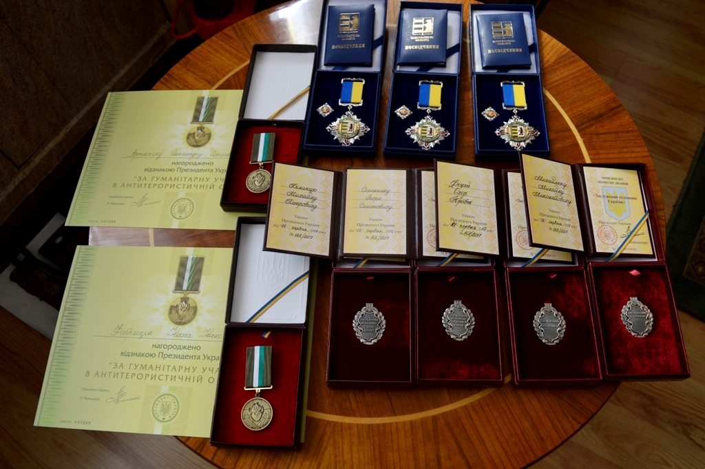 З нагоди Дня Державного Прапора та Незалежності України мешканців Закарпаття відзначили найвищими президентськими нагородами (ФОТО)